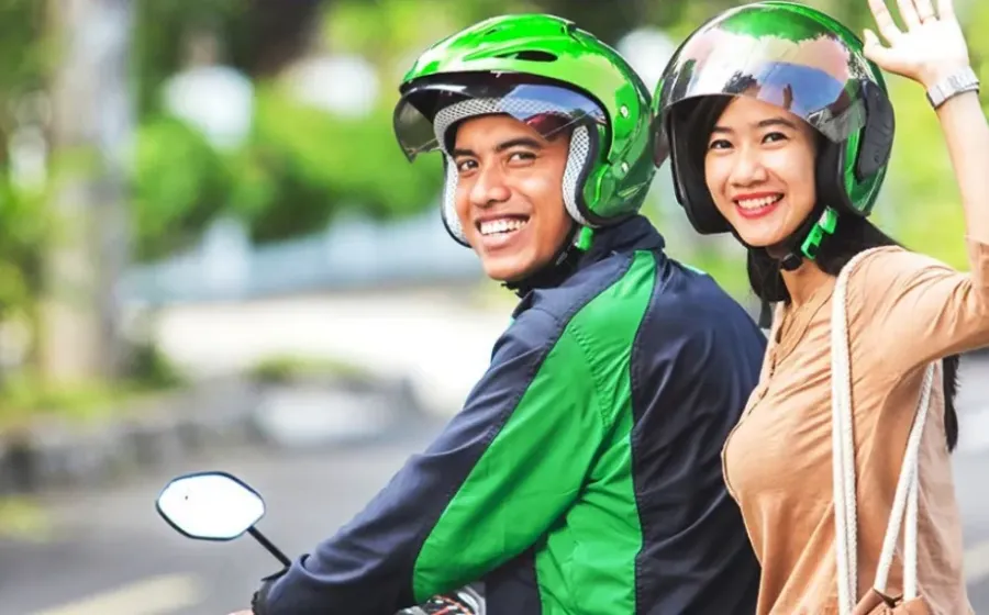 Tips Berkendara Aman Bagi Driver Ojek Online Saat Antar Penumpang Agar Lancar Dan Dapat Rating Bagus